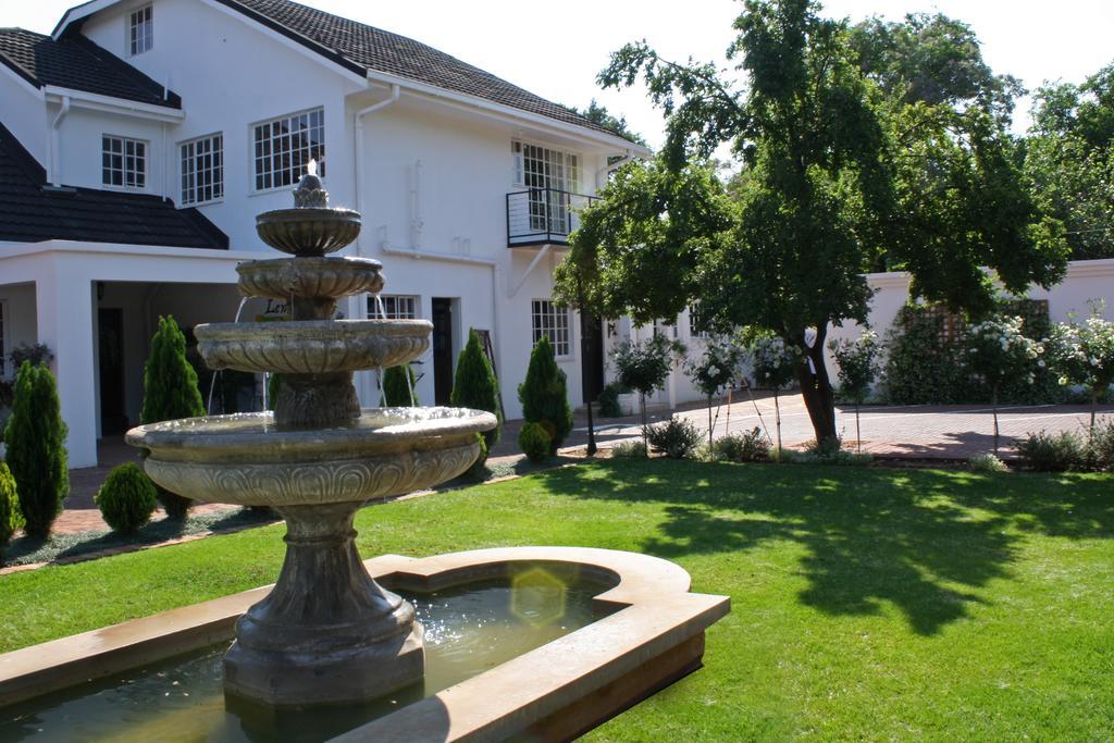 Lemon & Lime Guesthouse Bloemfontein Ngoại thất bức ảnh