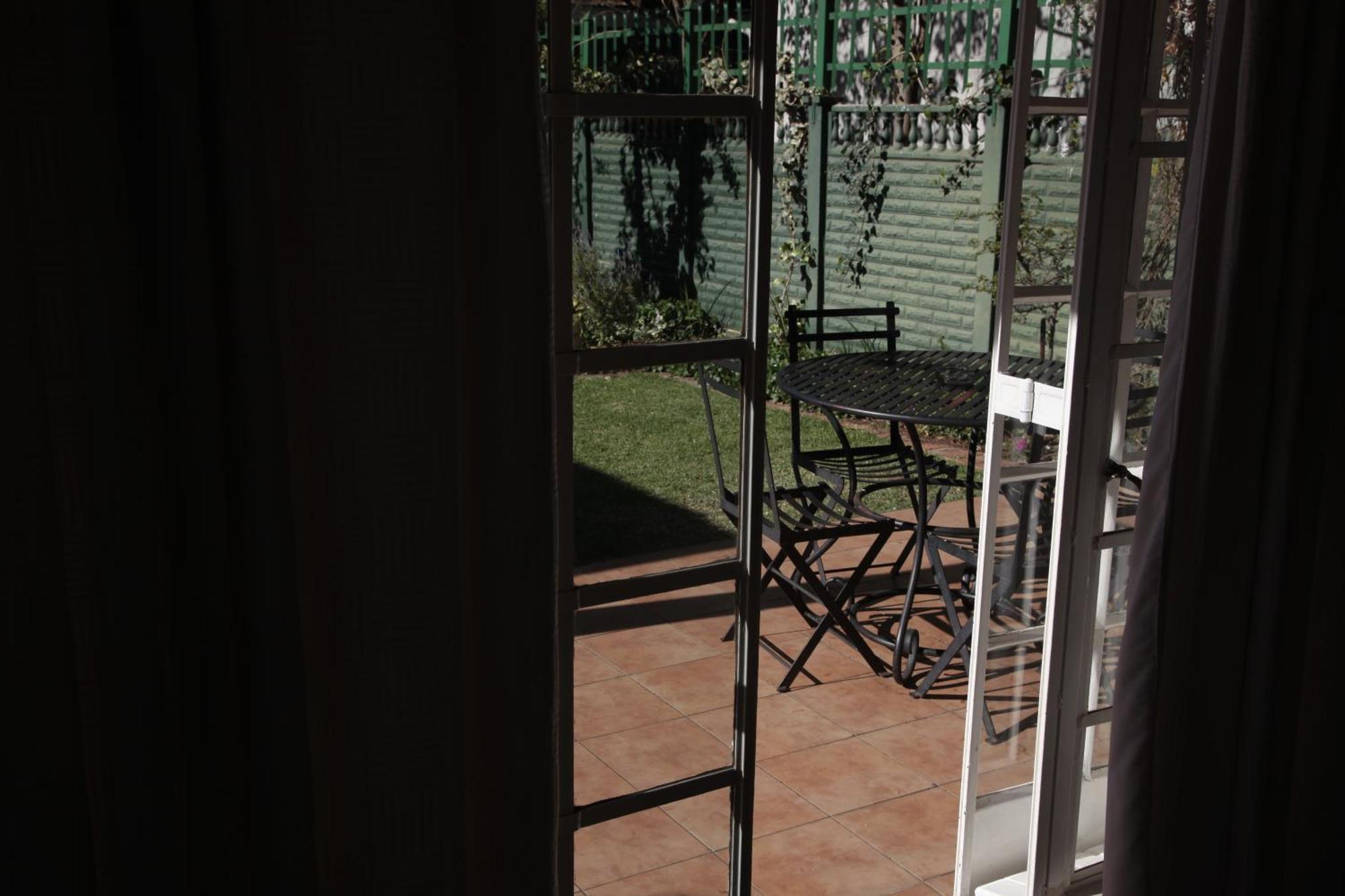 Lemon & Lime Guesthouse Bloemfontein Phòng bức ảnh