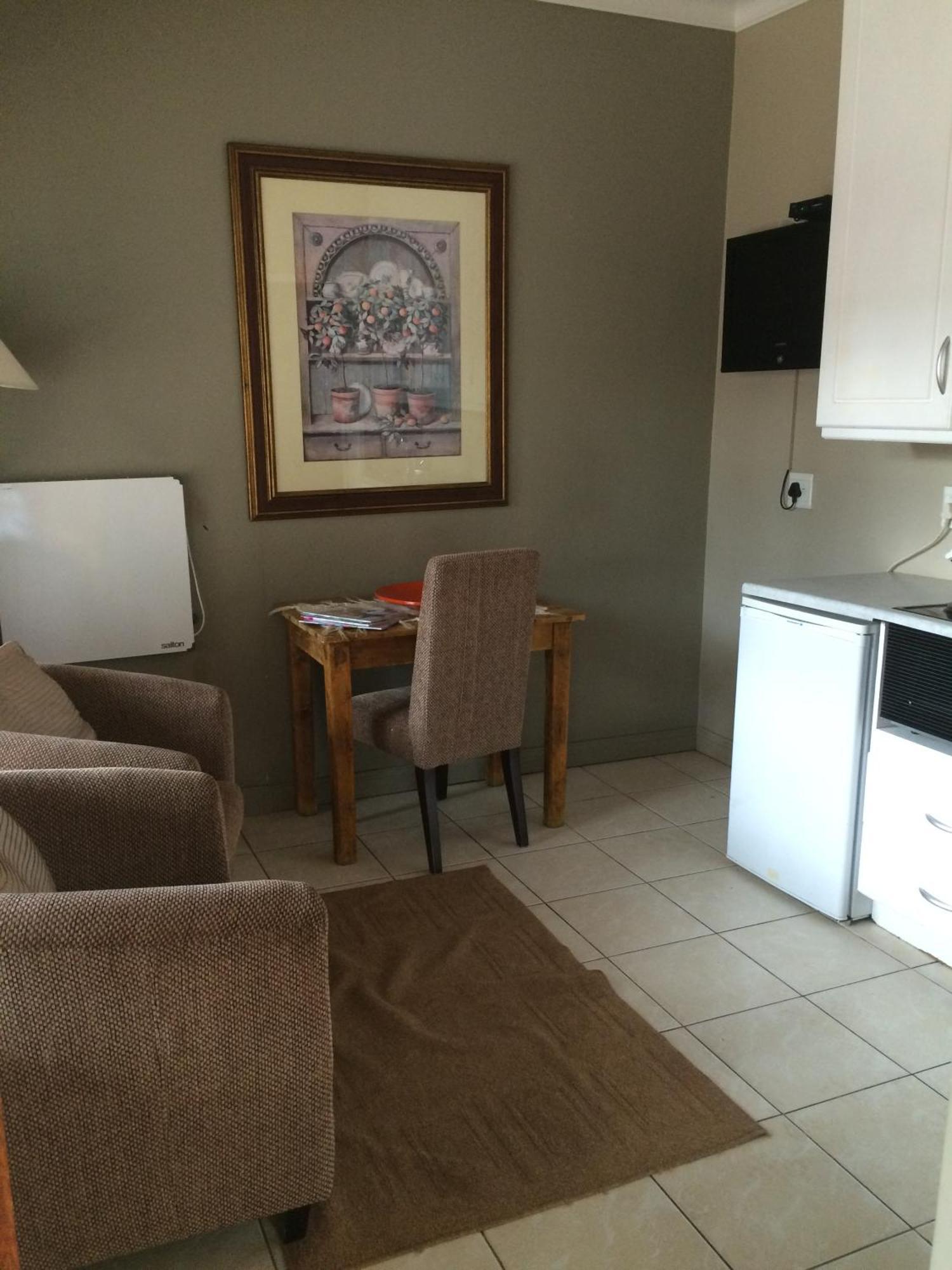 Lemon & Lime Guesthouse Bloemfontein Phòng bức ảnh